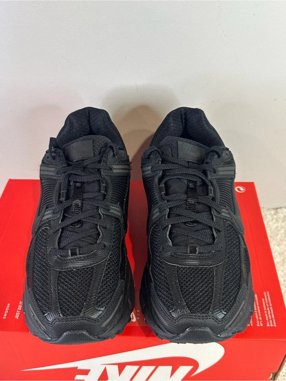 Nike Air Zoom Vomero 5